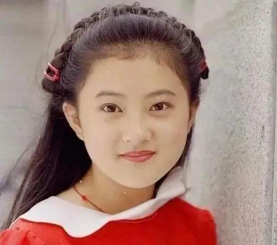 上北大如今43岁未嫁撒贝宁曾发誓要娶她米乐m6登录入口她9岁爆红全国18岁考(图14)