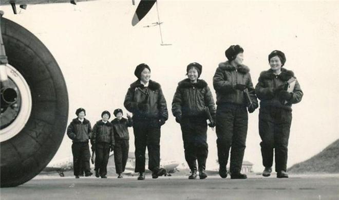 苏联我军派图154抓捕为何只判死缓米乐m6网站1990年驾驶歼6叛逃(图9)