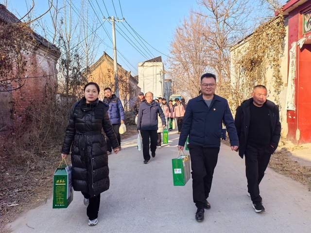 医药学院党总支开展主题党日活动m6米乐河南应用技术职业学院(图2)