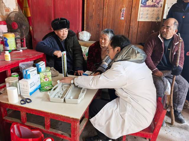 医药学院党总支开展主题党日活动m6米乐河南应用技术职业学院(图4)